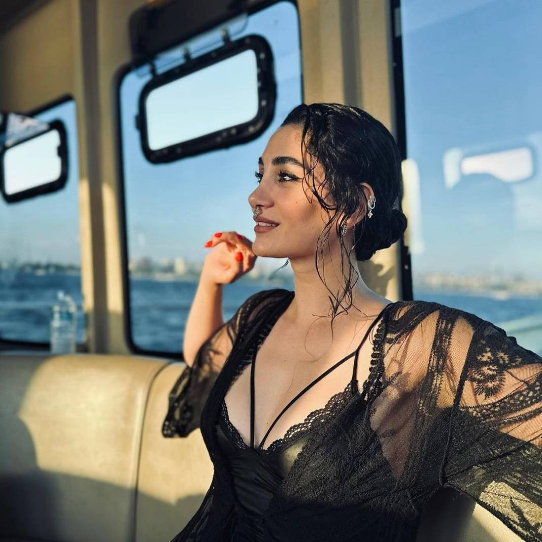 Akasya Durağı'nın Zeyno'sunun son hali ortaya çıktı. Instagram’ı pozlarıyla kasıp kavuruyor - Resim: 10