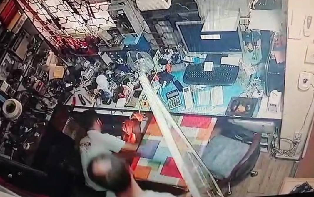 Şarjdaki robot süpürge bomba gibi patladı - Resim: 7