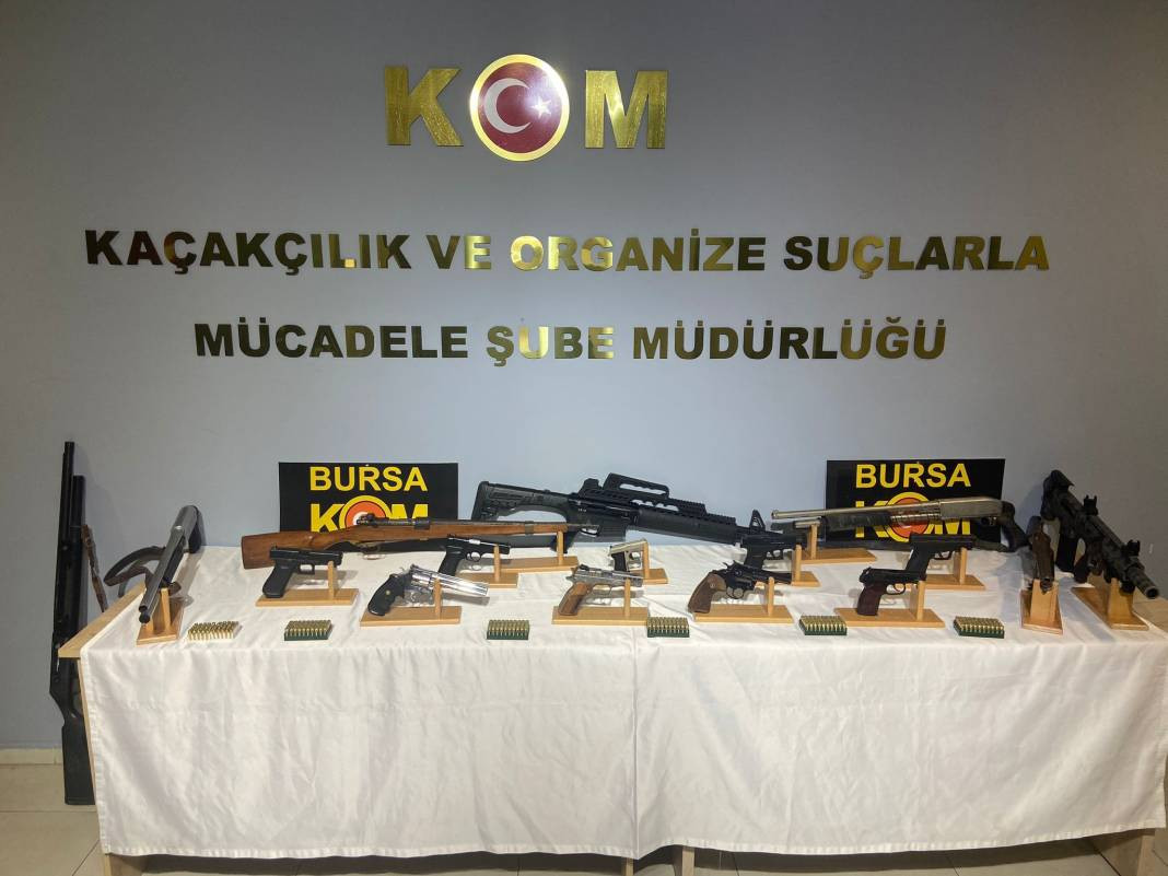 Bursa'da suç örgütü çökertildi - Resim: 4