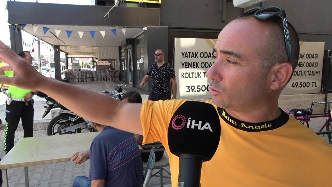 Antalya'da motosiklet yayaya çarptı. O anlar güvenlik kamerasında - Resim: 6