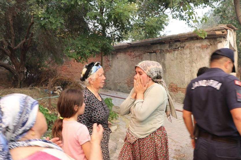 Orman yangınında Türk Bayrağı'nı böyle korudular - Resim: 3