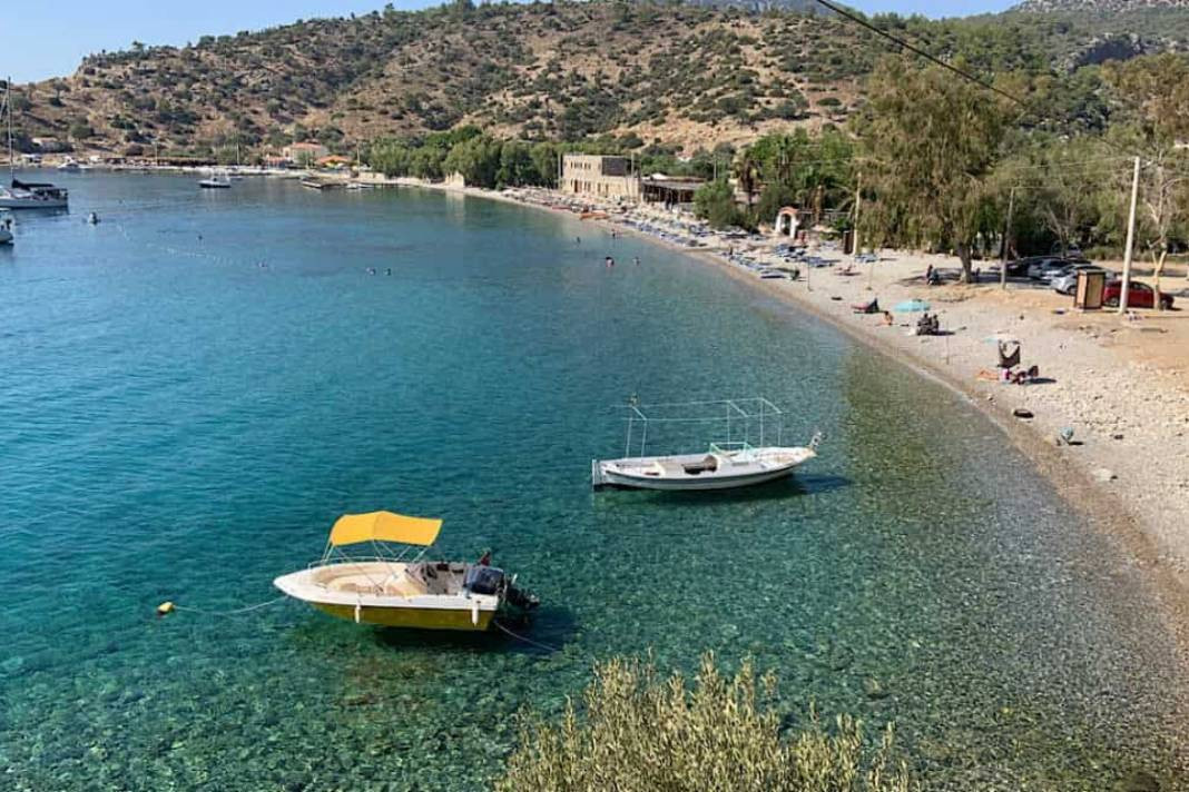 Ormanın ortasındaki büyüleyici sahil ortaya çıktı. Her yıl tekrar tekrar gitmek isteyeceksiniz - Resim: 6