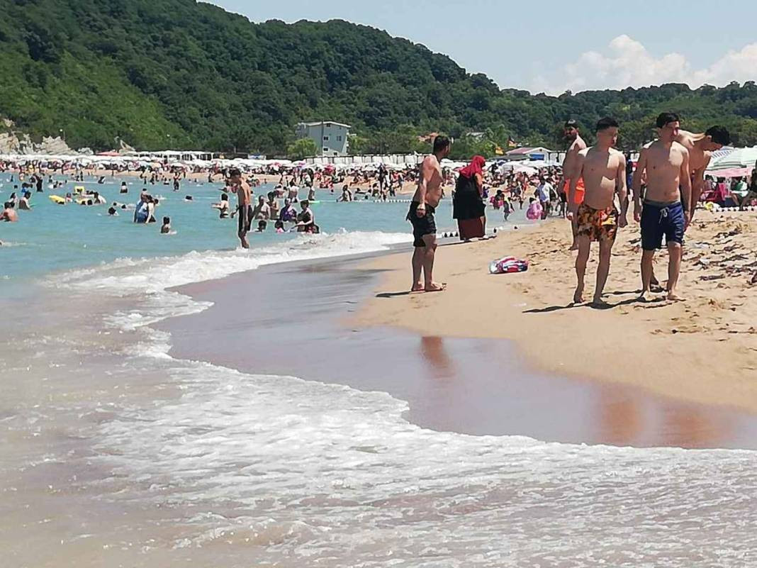 İstanbul'un yanı başındaki tatil cennetine akın sürüyor. Akdeniz'i aratmıyor - Resim: 14