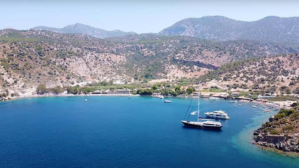 Ormanın ortasındaki büyüleyici sahil ortaya çıktı. Her yıl tekrar tekrar gitmek isteyeceksiniz - Resim: 4