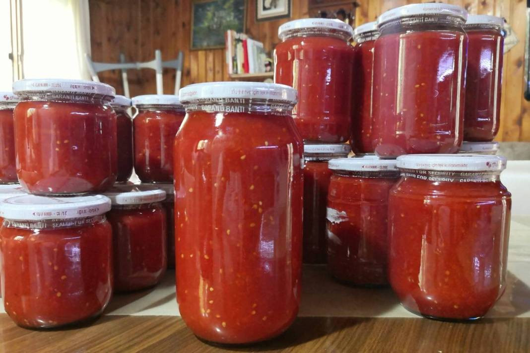 Konservenin İçine Sadece Bir Kaşık Koymak Yetiyor: Aylar Sonra Bile Mükemmel Lezzette Kalıyor - Resim: 3