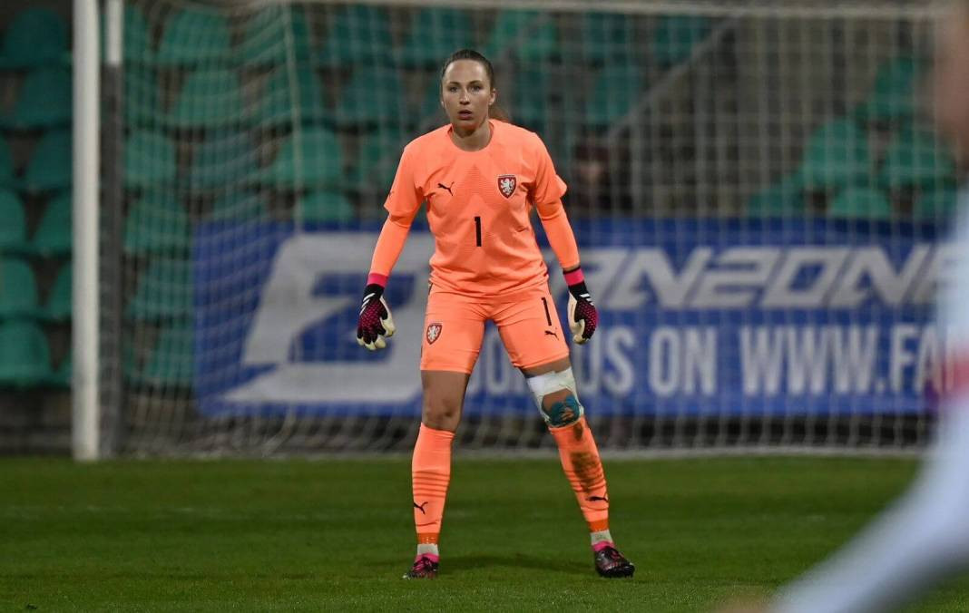 Efsane yuvaya döndü. İmzayı attı ortalık yıkıldı - Resim: 5