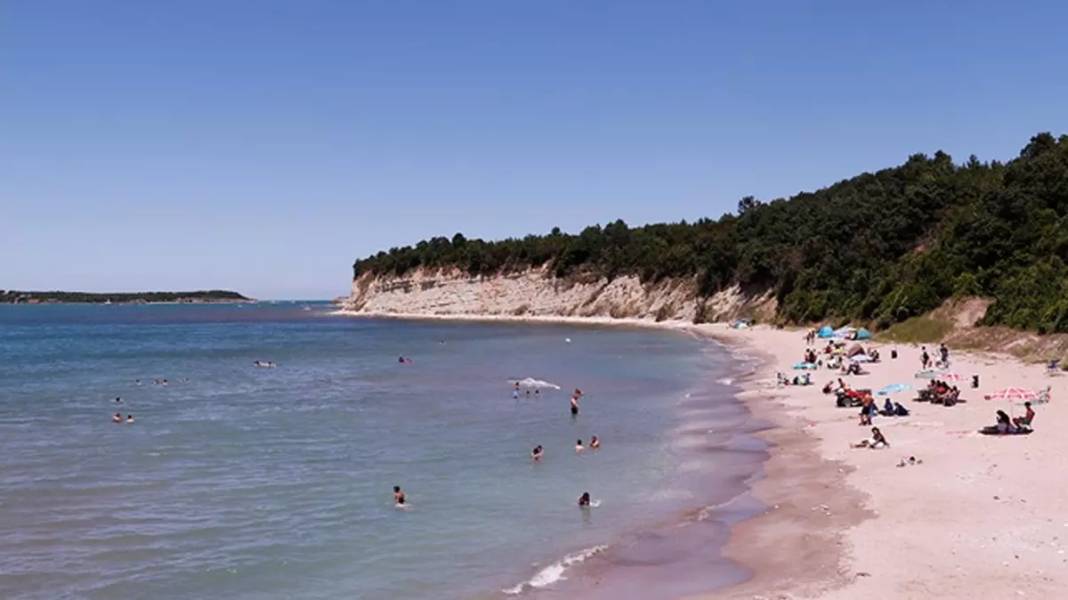 İstanbul'un yanı başındaki tatil cennetine akın sürüyor. Akdeniz'i aratmıyor - Resim: 6