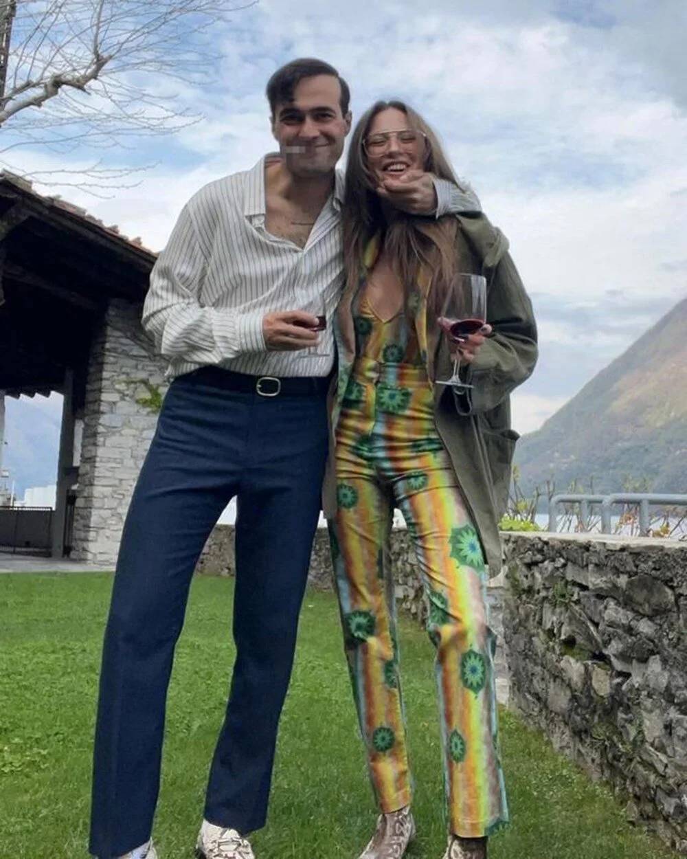 Serenay Sarıkaya ve Mert Demir'in aşk tatilinden ilk paylaşım - Resim: 1