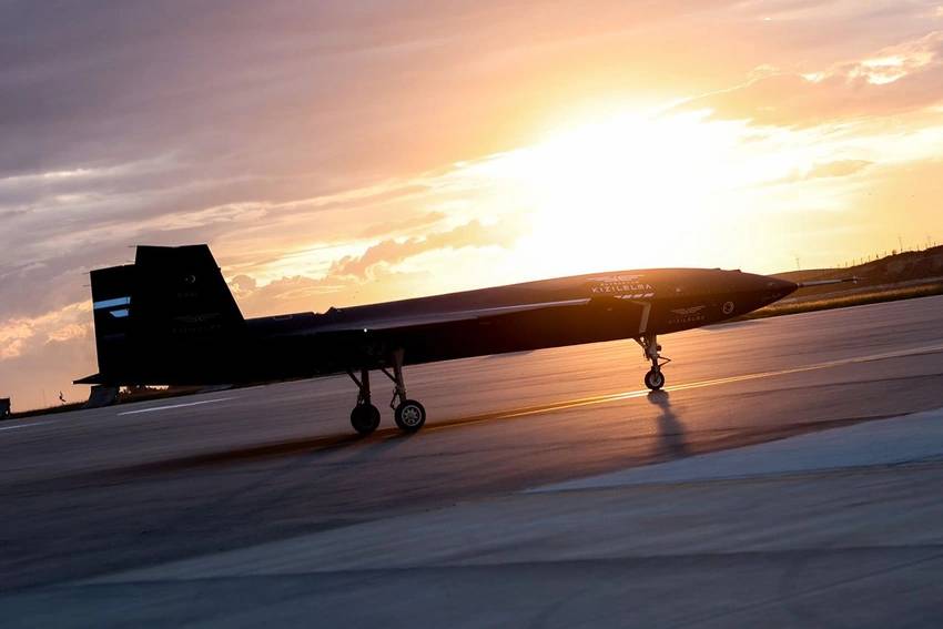 Selçuk Bayraktar’dan Kızılelma müjdesi! Seri üretim başlıyor - Resim: 8