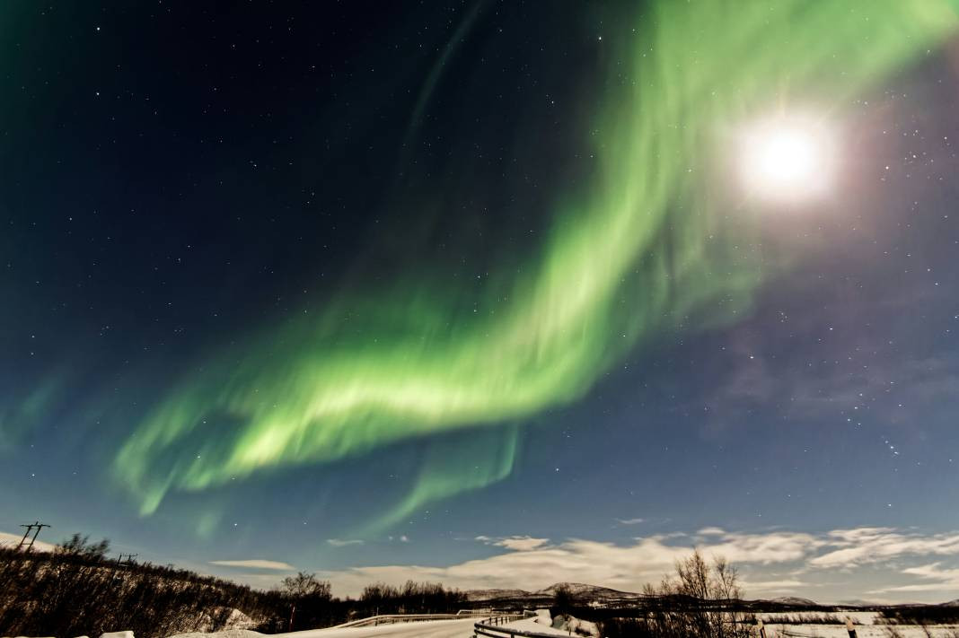 Kuzey Işıkları: Gökyüzünün büyüleyici şovu - Resim: 28