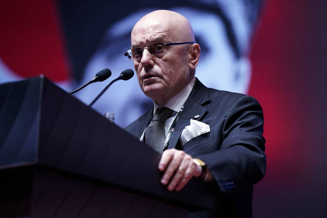 Beşiktaş Divan Kurulu'nda gergin anlar: Mezara kadar kovalayacağım - Resim: 1