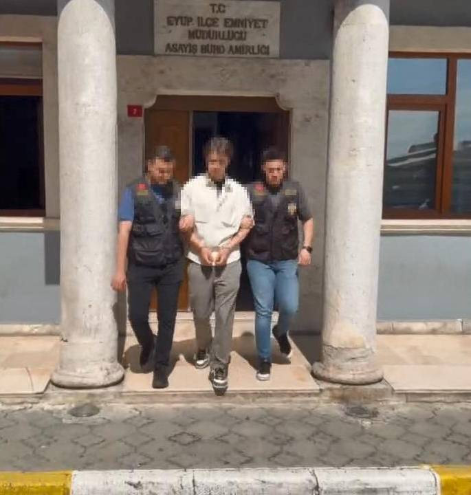 Danla Biliç’e ölüm tehdidi savuran eski sevgilisi ikinci kez gözaltına alındı - Resim: 1