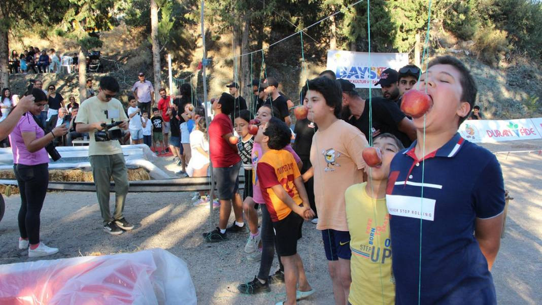 Bu da köy Survivor’ı: 5 yıldızlı tatil için köylüler kıyasıya yarıştı - Resim: 1