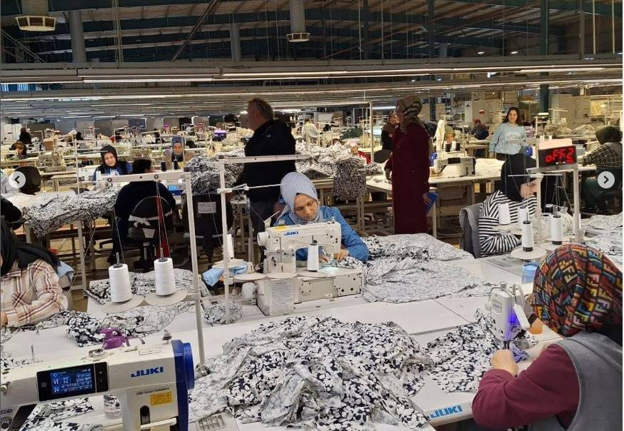Türkiye'nin 2 tekstil devi iflasın eşiğinde. Yüzlerce kişiyi işsiz kalma korkusu sardı - Resim: 1