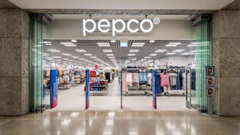 Tekstil devi iflasın pençesinde. Türkiye'de de ürünleri satılıyor. 18 ülkede 4 bin mağazası var - Resim: 6