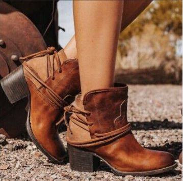 Efsane ayakkabı devi iflasın eşiğinde. Türkiye'de de satılıyor. 20 mağazasından 14'ünü kapatacak - Resim: 9