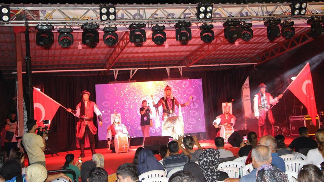 Bu da köy Survivor’ı: 5 yıldızlı tatil için köylüler kıyasıya yarıştı - Resim: 6