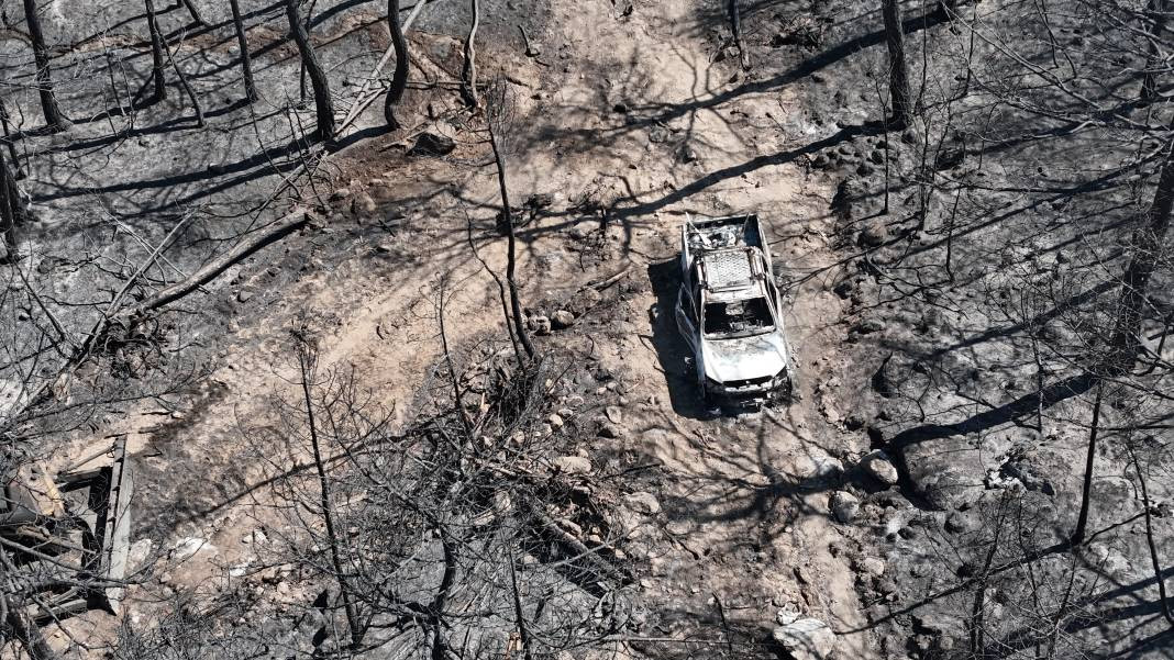 Eskişehir yangınında 10 görevlinin şehit olduğu alan böyle görüntülendi - Resim: 1