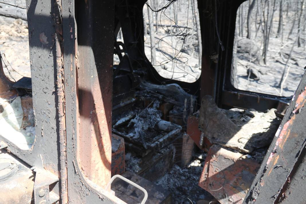 Eskişehir yangınında 10 görevlinin şehit olduğu alan böyle görüntülendi - Resim: 9