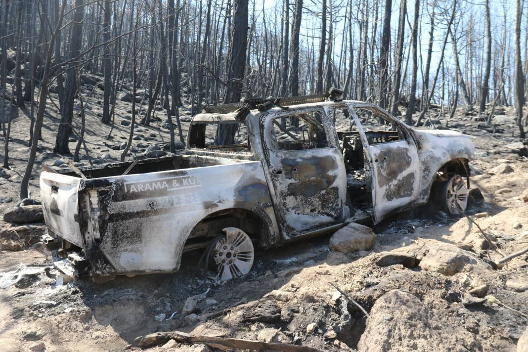 Eskişehir yangınında 10 görevlinin şehit olduğu alan böyle görüntülendi - Resim: 6