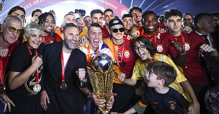 Türkiye'yi domine eden Galatasaray bu sefer Avrupa'yı salladı. Almanya'nın ünlü gazetesi Bild yazdı - Resim: 7