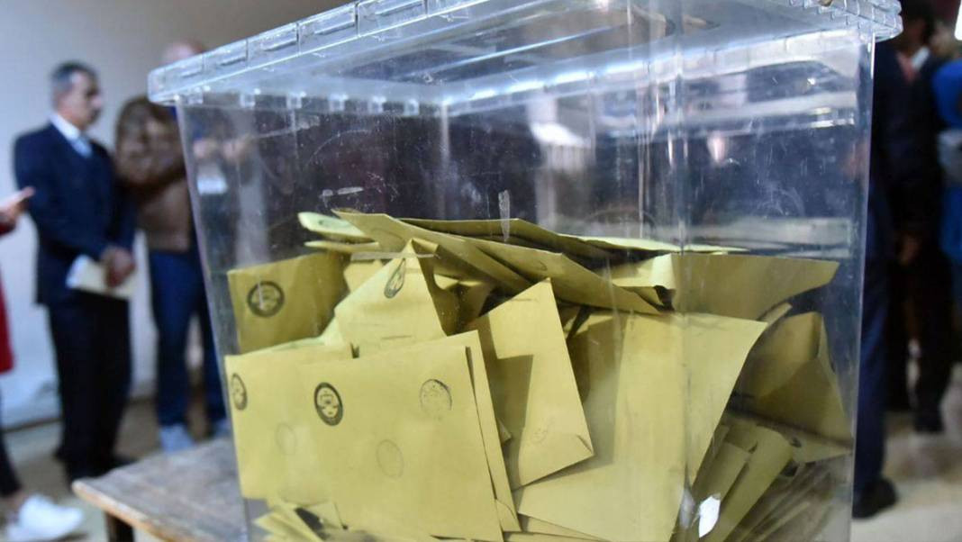 Saray'da herkesi derin düşüncelere sokacak anket. İktidara yakın şirket açıkladı - Resim: 1