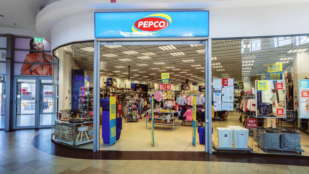 Tekstil devi iflasın pençesinde. Türkiye'de de ürünleri satılıyor. 18 ülkede 4 bin mağazası var - Resim: 1