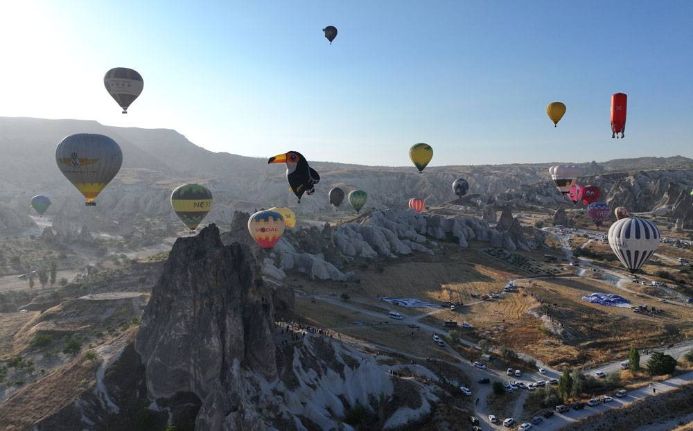 Kapadokya'da görsel şölen! Binlerce kişi izledi - Resim: 12
