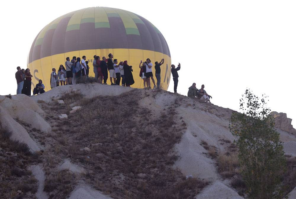 Kapadokya'da görsel şölen! Binlerce kişi izledi - Resim: 3