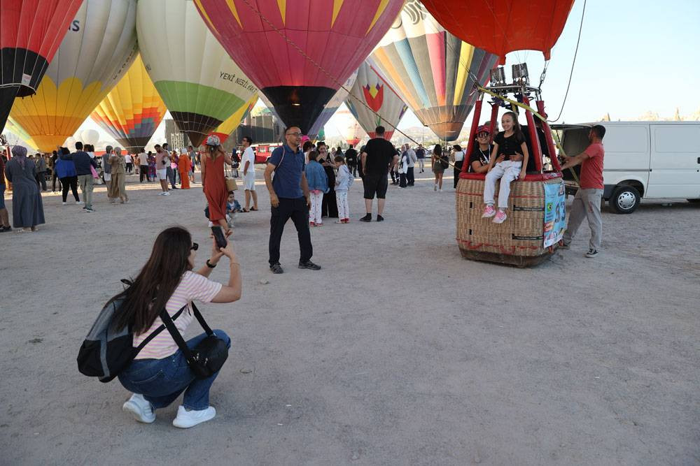 Kapadokya'da görsel şölen! Binlerce kişi izledi - Resim: 15