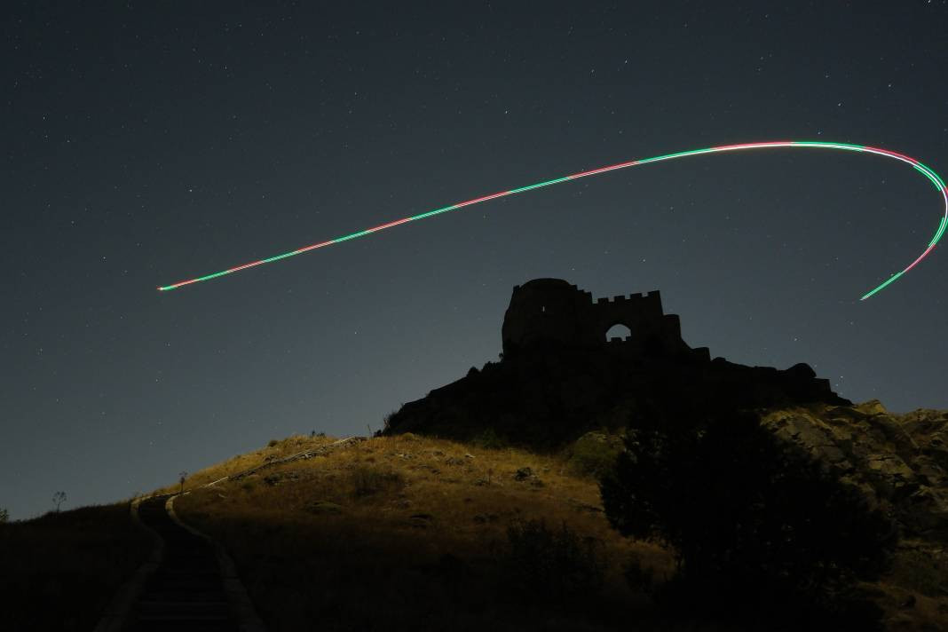 700 yıllık Kov Kalesi'nde perseid meteor yağmuru - Resim: 3