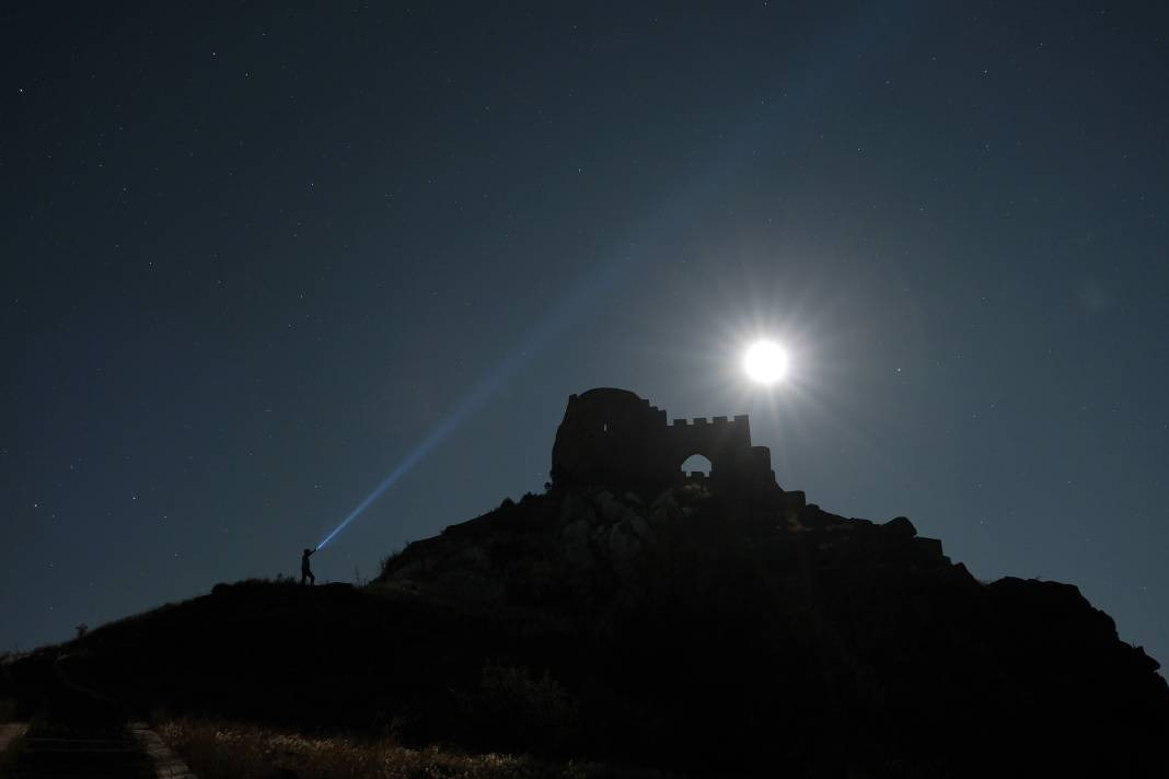 700 yıllık Kov Kalesi'nde perseid meteor yağmuru - Resim: 8