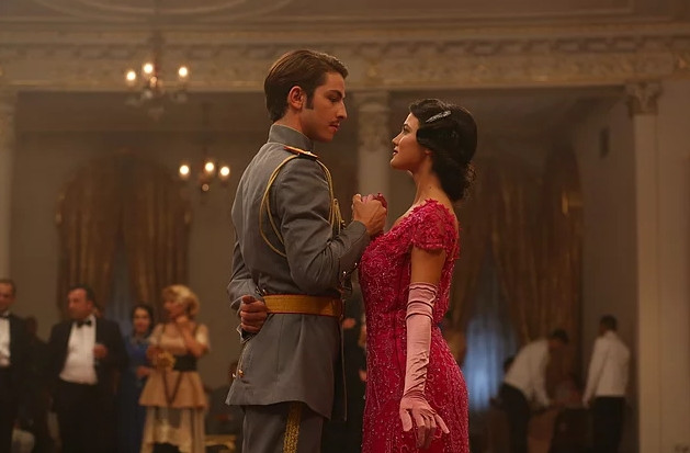 Vatanım Sensin dizisi izleyiciyle buluştu - Resim: 14