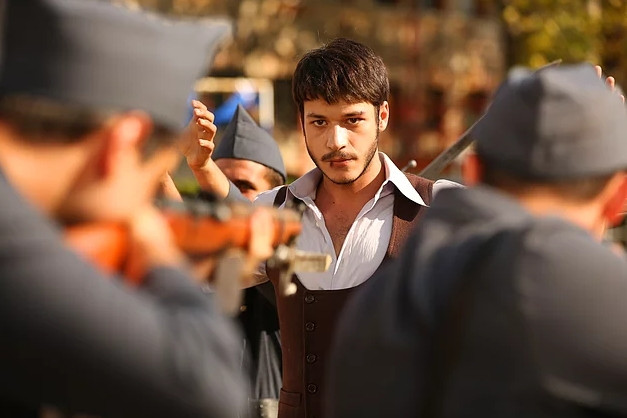 Vatanım Sensin dizisi izleyiciyle buluştu - Resim: 20