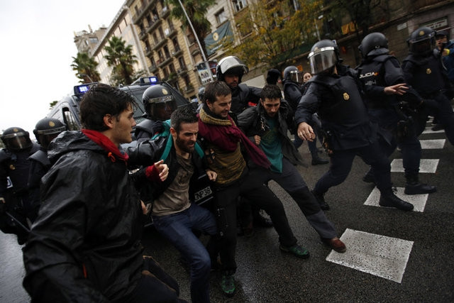 İspanya'da gerilim tırmanıyor - Resim: 6