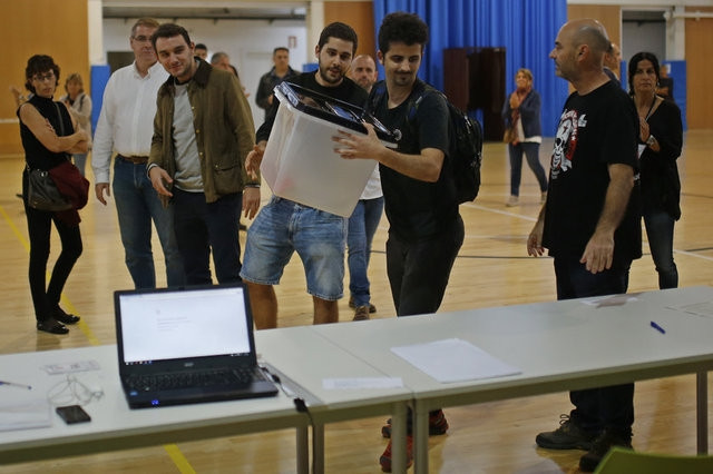 İspanya'da gerilim tırmanıyor - Resim: 8