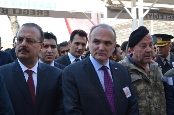 Konyalı şehidi son yolculuğuna 10 bin kişi uğurladı - Resim: 3