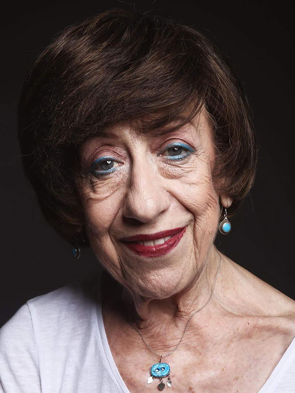 Ayşen Gruda fotoğrafları - Resim: 5