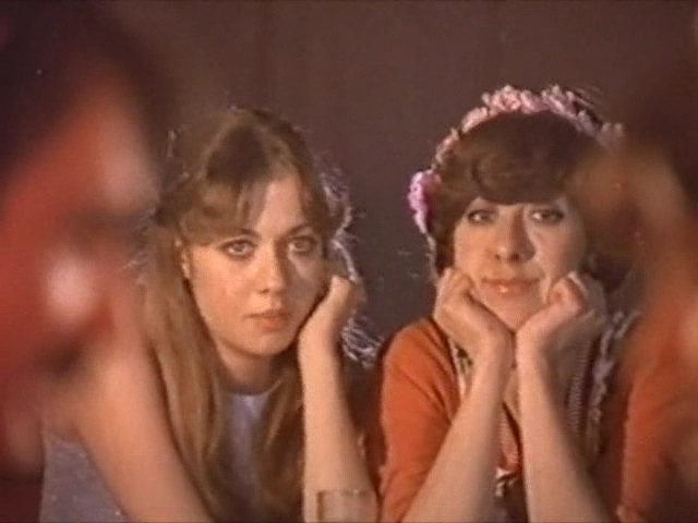 Ayşen Gruda fotoğrafları - Resim: 9