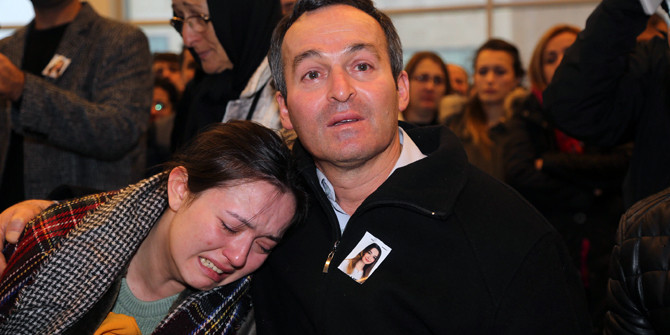 Ceren Özdemir son yolculuğuna uğurlandı! Gözyaşları sel oldu - Resim: 6