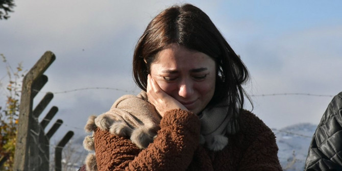 Ceren Özdemir'e 'doğum günü' ziyareti - Resim: 1