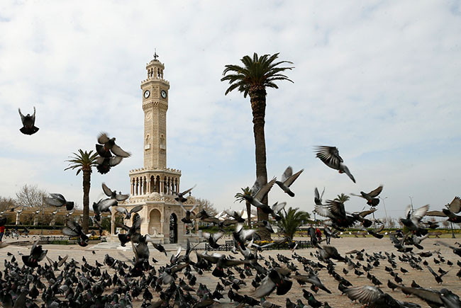 İzmir'de hayat durdu - Resim: 1