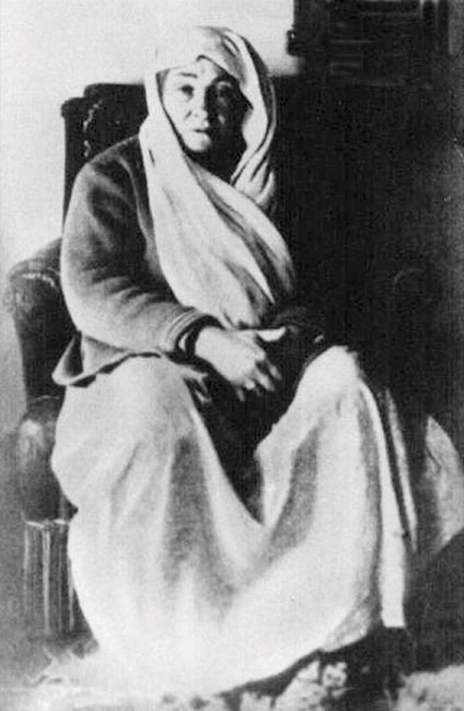 Sen bir evlat yetiştirdin o evlat bir millet yetiştirdi. Atatürk’ümüzün annesi Zübeyde Hanım’ın Anneler Günü kutlu olsun - Resim: 7