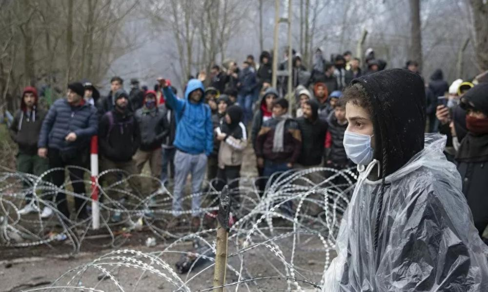 Yunan vahşetini İngiliz gazetesi haberleştirdi. Her fırsatta insanlık dersi veren Avrupa nerede. 2 bin mülteci Avrupa yolunda öldü - Resim: 2