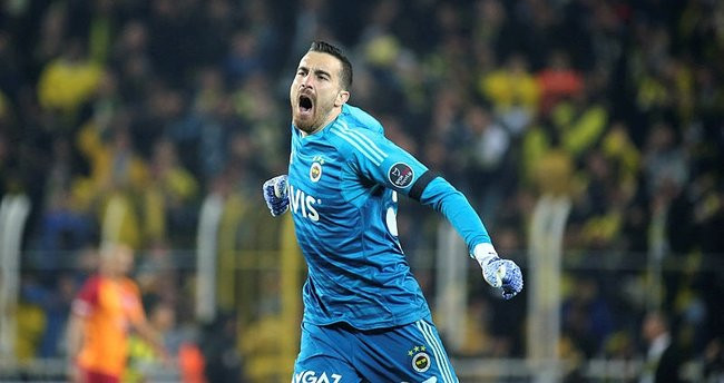 Sezonun ilk transfer bombası F.Bahçe'den! Süper yıldız Samandıra Tesisleri'ne davet edildi - Resim: 10