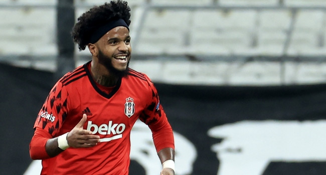 Sezonun ilk transfer bombası F.Bahçe'den! Süper yıldız Samandıra Tesisleri'ne davet edildi - Resim: 4