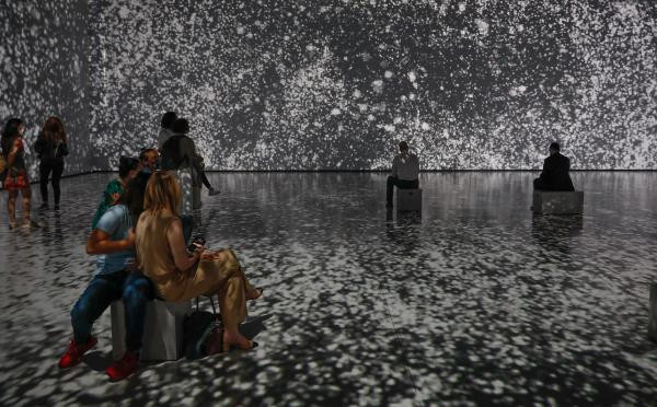 Yapay zeka algoritmalarıyla Van Gogh tablolarının içinde gezildi - Resim: 7