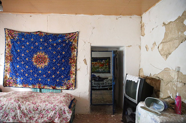 5.2’lik Bingöl depremi korkuttu. Evlerde oluşan hasar gün ağarınca ortaya çıktı - Resim: 13