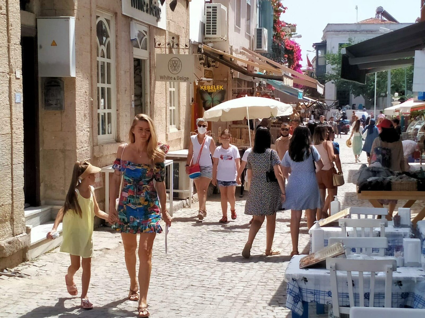 Normalleşmenin ilk gününde sahillerde yer kalmadı - Resim: 7