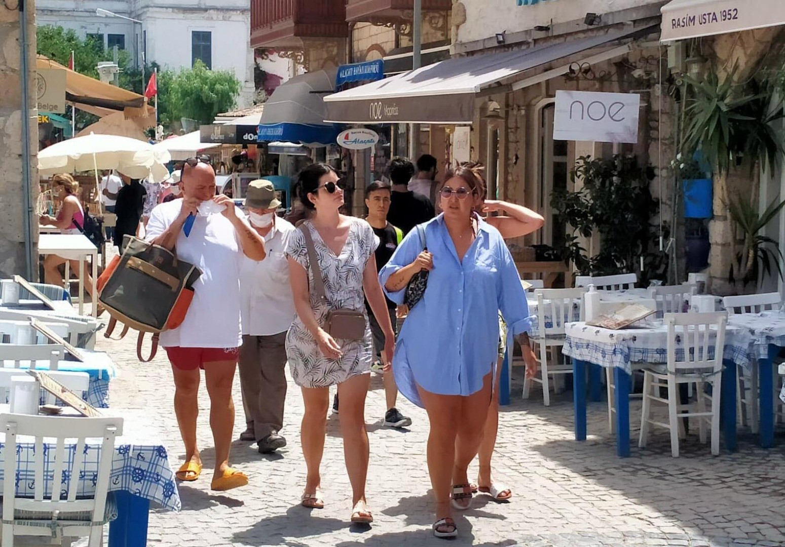 Normalleşmenin ilk gününde sahillerde yer kalmadı - Resim: 6